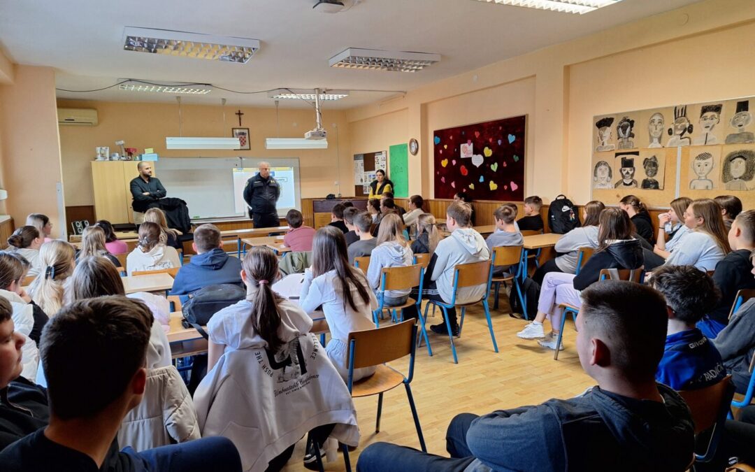 Predavanje o sudjelovanju električnim romobilom u prometu